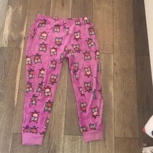 very comfy,good material,and cute! and good price!